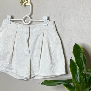 RYEGRASS Embroidered White and Cream Women's Shorts - Highwaist - Size 6